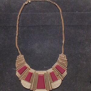 Vintage Avon Seek Triumph Necklace